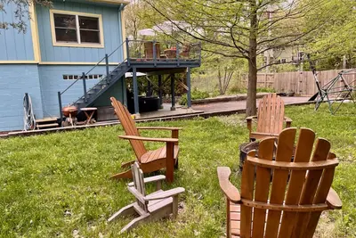 Image de Huge Private Yard w\/ hot tub 2 blocks from Beach
