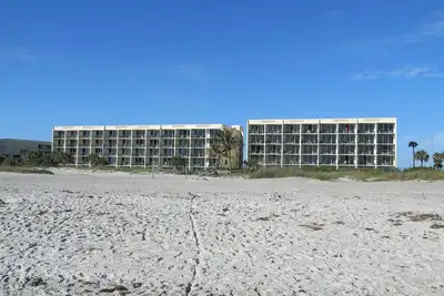 Image de Beautiful Oceanfront Suite with Direct Access to Cocoa Beach July/August, 2024