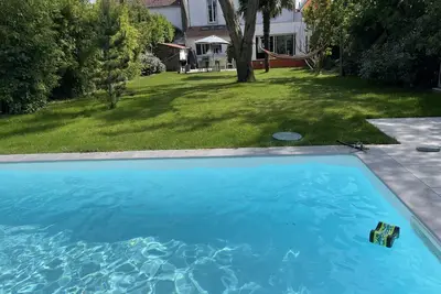Image de Grande maison familiale à Nantes avec piscine