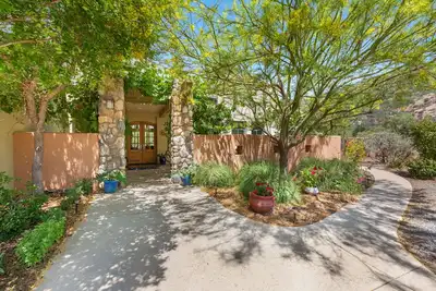 Image de River Villa with Pool and Spa ~ best swimming hole in town