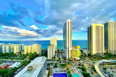 Image de Luxury Apartment with Endless Ocean Views