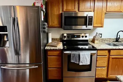 Image de Bright, spacious 3bed\/2bath near Green Mountain, great for families or Wfh
