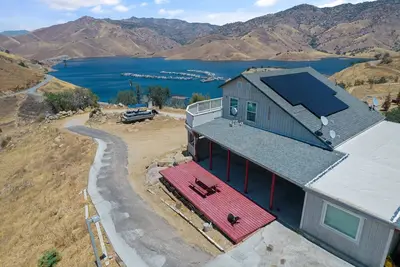 Image de Lakhouse w\/ Stunning Views- Gateway to Sequoia National Park