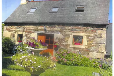 Image de Gîte de Charme avec vue mer sur jardin