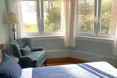 Image de Waterfront One Bedroom Apartment