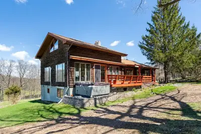 Image de 3-bdrm Huxley Farmhouse. Formerly Armstrong Farm. Great for skiing and hiking.
