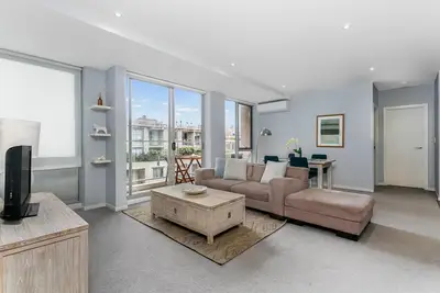 Image de St Leonards- Herb1 - Herbert Street - Approx. $ 775-$1075 per/week Tastefully Furnished and Designed St Leonards