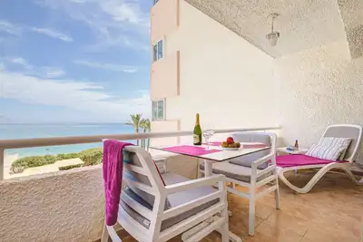 Image de Bel appartement intime avec piscine communale à Altea, Costa Blanca, Espagne pour 3 personnes