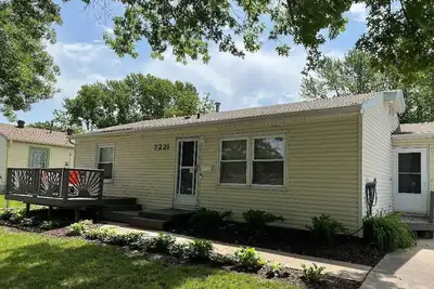 Image de New! Charming Omaha Home - 10 mi to Cws & downtown