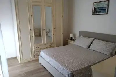 Tirrenia apartment central area, convenient