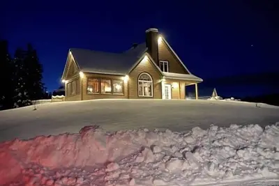 Image de Luxury cottage for you and your family in Saint-Côme, Lanaudière, Quebec.