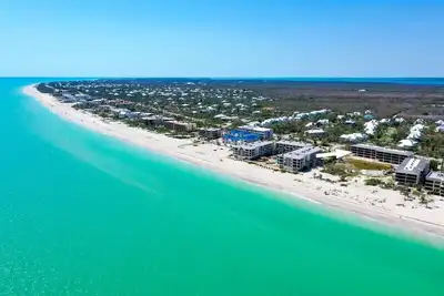 Image de Beautiful 2 Bedroom, 2 Bathroom, Beach View condo located on West Gulf Drive