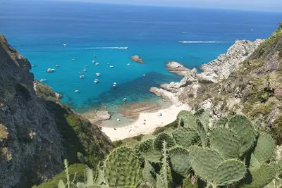 Image de Villa Dans la Fraicheur D'un Verger, vue sur la Sicile, Plages à5 min
