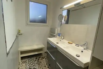 Image de Warm and very well appointed house