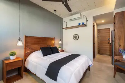 Image de BoHo lofts & studios new modern w/ ocean-view pool