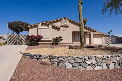 Image de Cheerful 2 bedroom with pool & garage