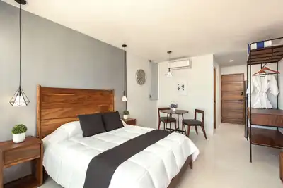 Image de BoHo lofts & studios new modern w/ ocean-view pool