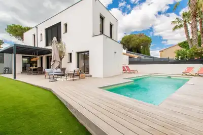Image de Superbe villa récente clim et piscine au sel