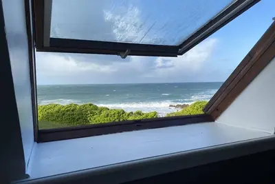 Image de Maison bord de mer, Bretagne authentique, paysage sauvage, proche plages