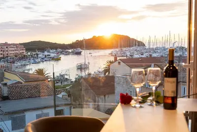 Image de Appartement de vacances Vrsar pour 1 - 3 personnes avec 1 chambre à coucher - Domicile de vacance de