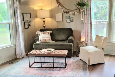 Image de The Compass Loft Studio near Tsu with Ev Charger