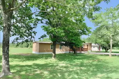Image de Gene's Retreat, charming lakeside 3 bed 2 bath peaceful home near Ft Gibson Lake