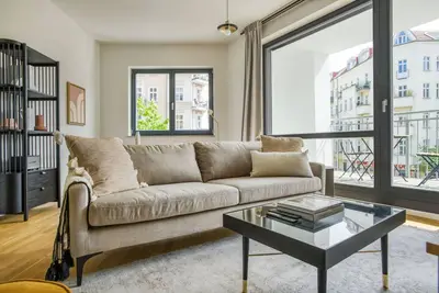 Image de Beautiful Friedrichshain 1br, near Volkspark, by Blueground