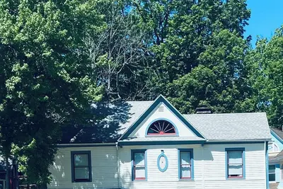 Image de 4 Br Cottage avec Great River View!