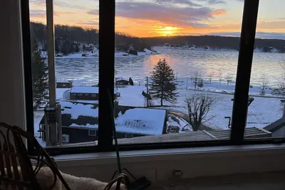 Image de Indian Lake home with million dollar views. Sleeps 12