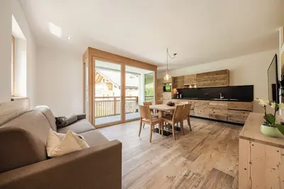 Image de Appartement \"Natur Suite Edelweisshof Heidi\" avec vue sur les montagnes, jardin partagé et Wi-Fi