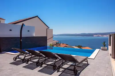 Image de Beautiful Seaview apartment Luca with a private infinity pool
