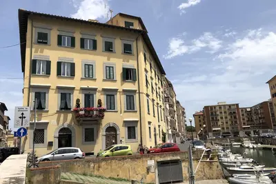 Image de Restaured apartment with 3 bedrooms in a palazzo next to the port and downtown