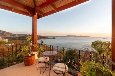 Image de Luxury Flamingo villa with outdoor bar - pool and magnificent views