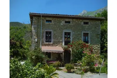 Image de La Valleja getaway for groups seeking serenity and natural beauty of Picos