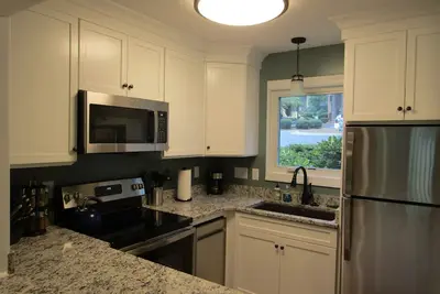 Image de Reconfigured 2 bedroom, 2 bath condo, walking distance Pinehurst Resort.