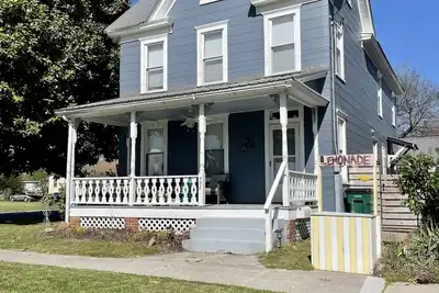 The Lemonade Stand on Plum with Backyard Bar