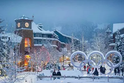 Image de Quick access by walking to ski lifts, hikes, shopping, restaurants!