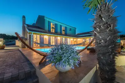 Image de Beautiful Zadarska Villa | 3 Bedrooms | Villa Esperanza | Tennis Court & Outdoor Jacuzzi