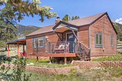 Image de Rocky Retreat Ep. . . Escape, Explore, Revive