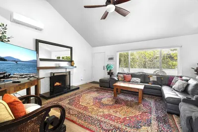 Image de (N ° 3) pour les familles, abordable seule histoire 3br / 2ba, avec terrasse, Jacuzzi