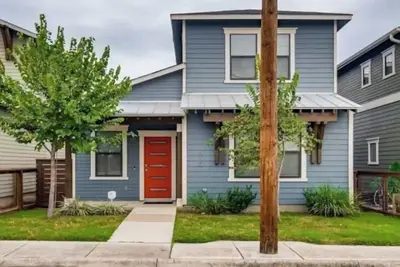 Image de Modern 3 bed home minutes from Downtown/Pearl!