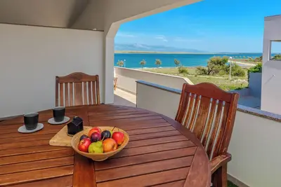 Image de Appartements Tukara (17498-A2) - Vir - île de Vir