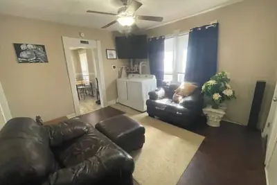 Image de (F1) Convenient 3br Syracuse University apartment