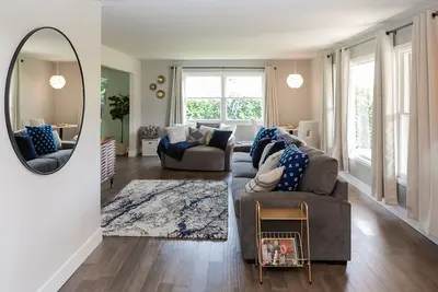 Image de Eye-catching Home and Yard w/ Luxurious Hot Tub, Patio, and Private Trail Access