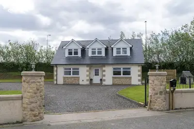 Higginsneuk -  a cottage that sleeps 4 guests  in 2 bedrooms