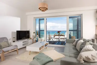 Image de 45 Ocean 1 - Fistral Beach sea view family friendly apartment