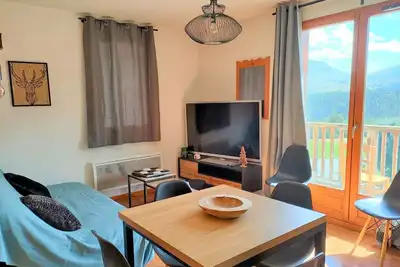Image de Chalet spacieux 4 pièces - 9 pers, balcon, cuisine équipée, animaux ok