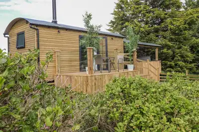 High Rigg Shepherd'S Sunrise, pet friendly in Brampton, Cumbria