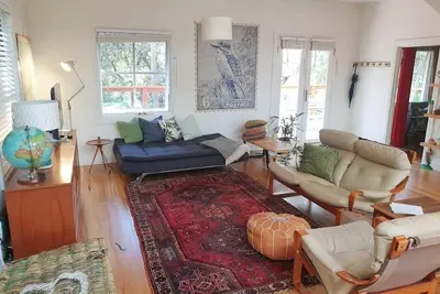 Image de Driftwood Coastal Cottage. . WoodFire. . Linen Service. . Perfect base Wilson's Prom
