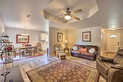 Image de Convenient Centerton Retreat w/ Deck & Yard!